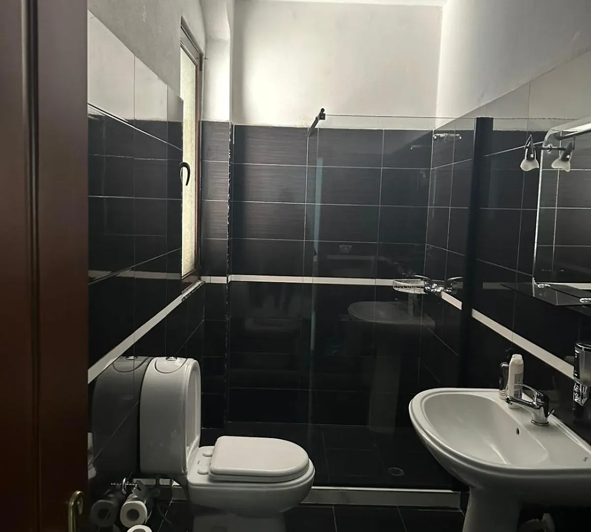 Adore Apartaments Shkodër 公寓